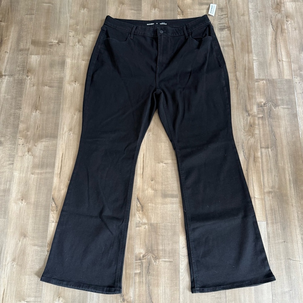 NEW Old Navy High-Rise Wow Flare Black Jeans Women 18 Pants Stretch Dark